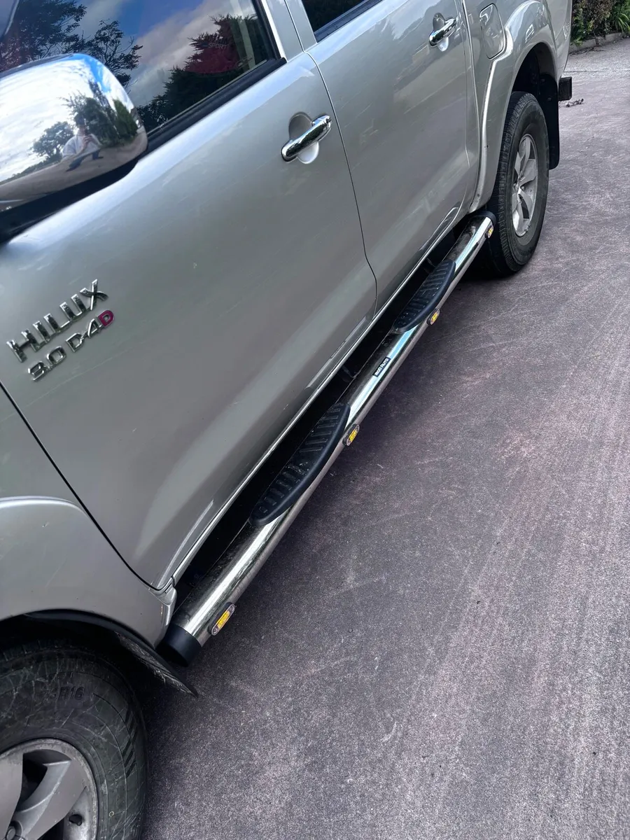 Toyota Hilux - Image 4