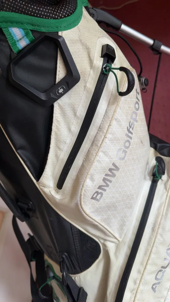 Ogio BMW waterproof golf bag - Image 3