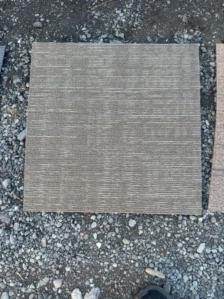 New Carpet Tiles. - Image 4