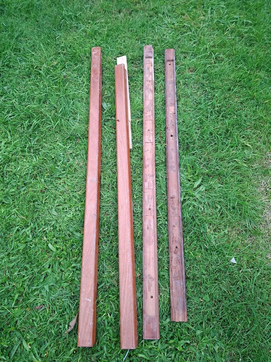 Hard wood mahogney stairs post and spindles - Image 2