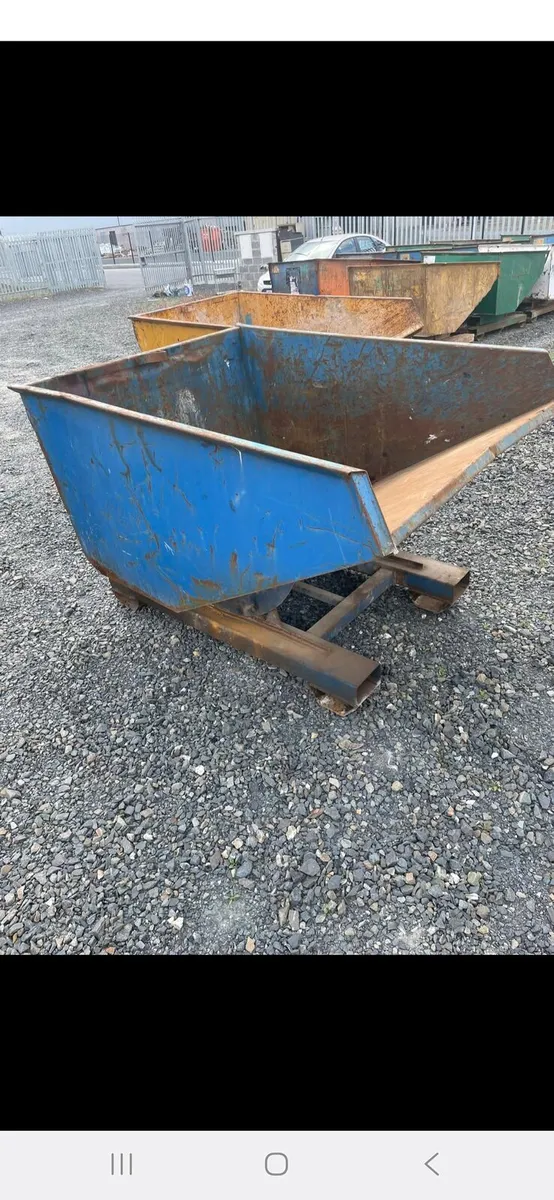 Tipping Skips - Image 3