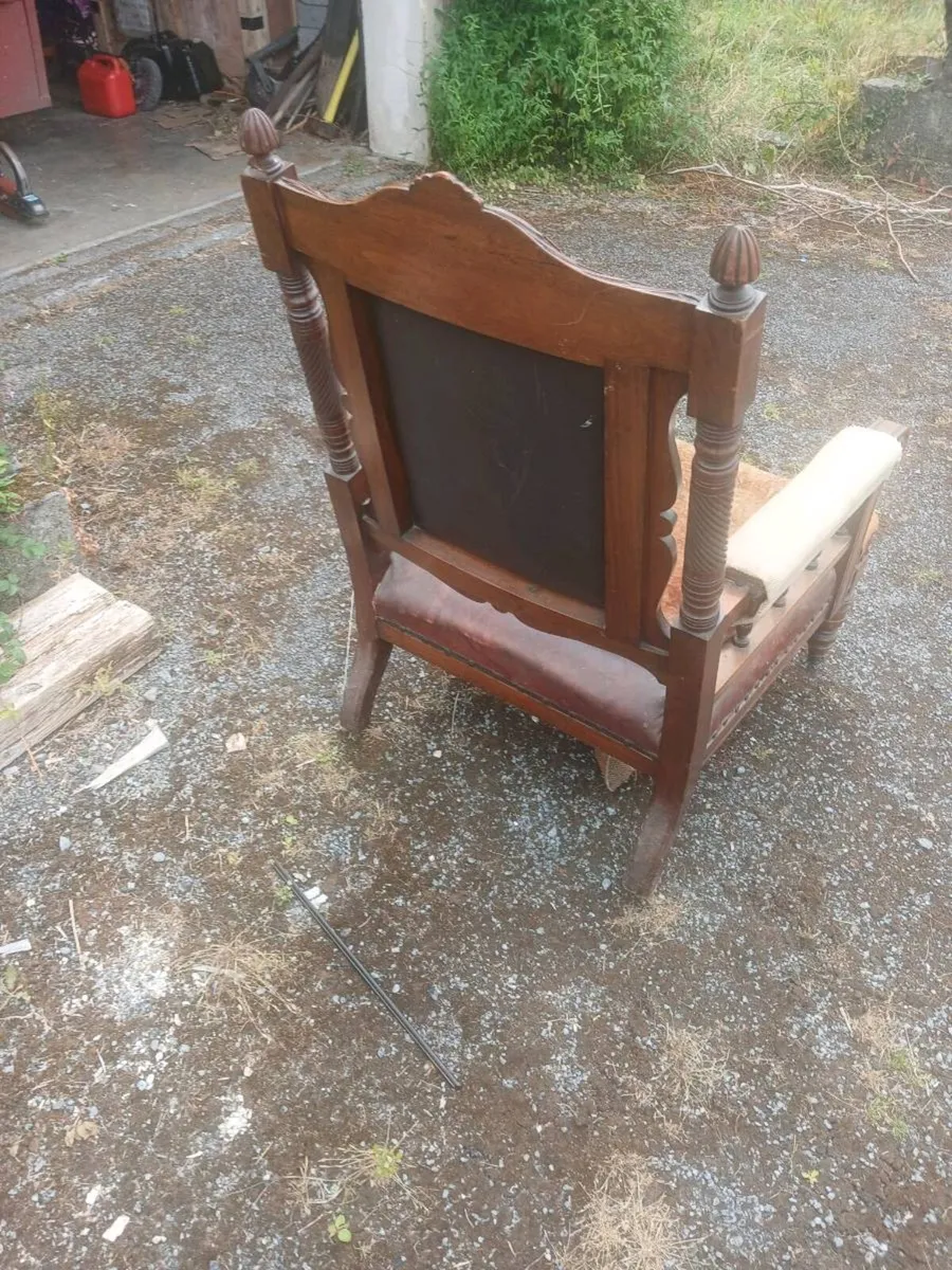 Antique armchair - Image 3