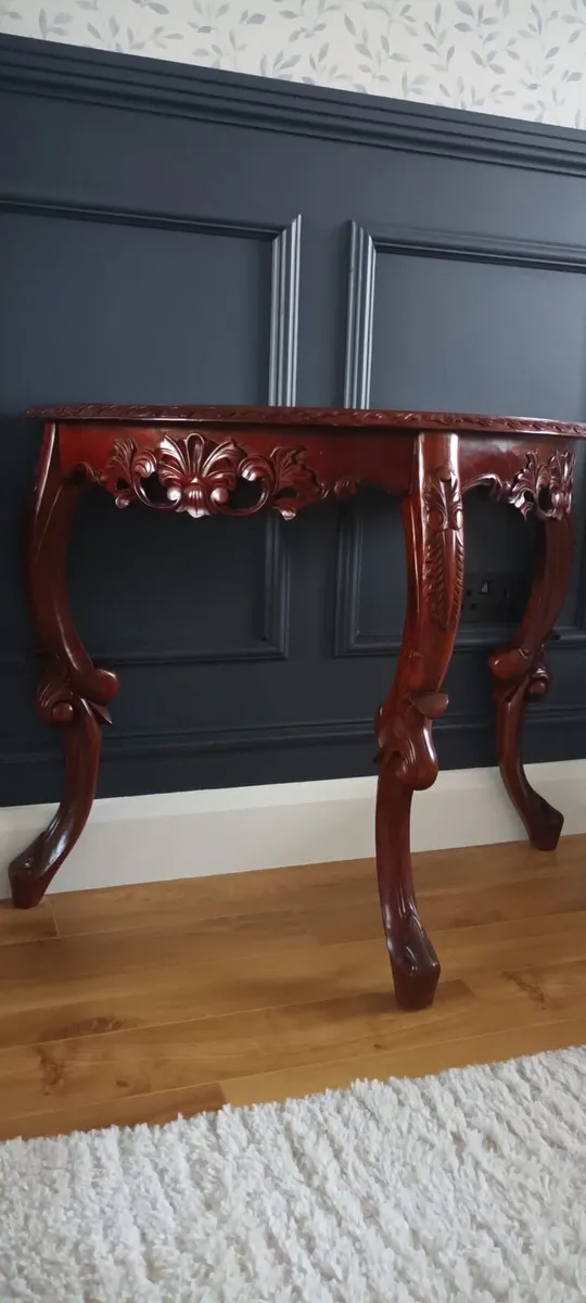 Console table - Image 1