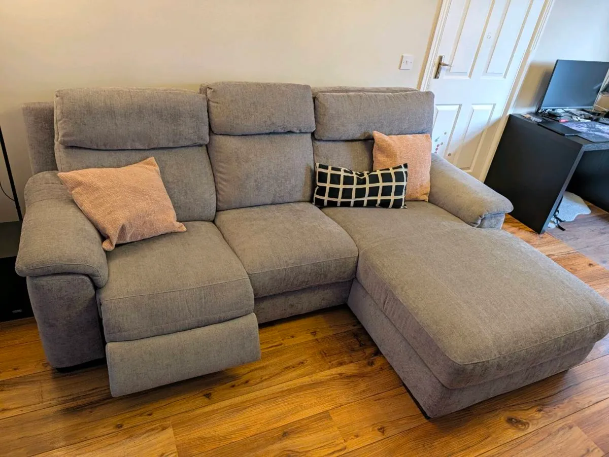 Light Gray 3-Seater Sofa with Chaise & E-Recliner - Image 4