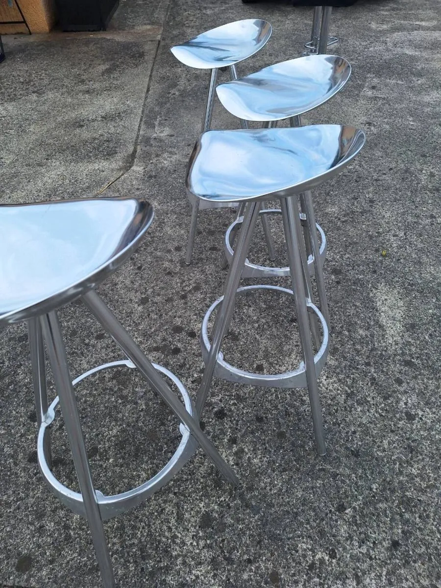Four retro metal stools - Image 3