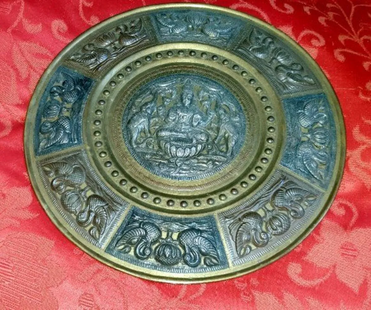 Pristine Vintage Indian Tanjore Tri-Metal Wall Art - Image 2