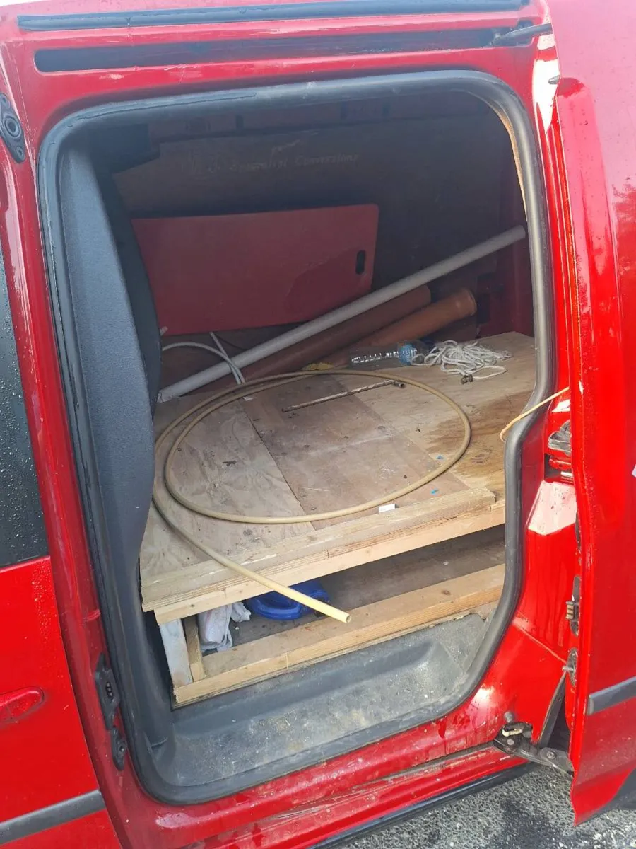 Vw caddy van - Image 3