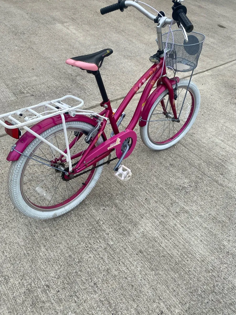 Girls bike - Image 1
