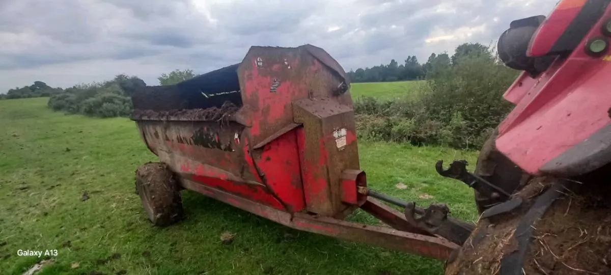 Hispec 600 dung spreader - Image 3
