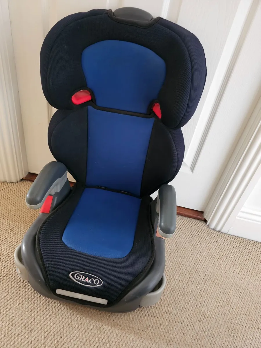 Frozen car seat and Graco - Image 2