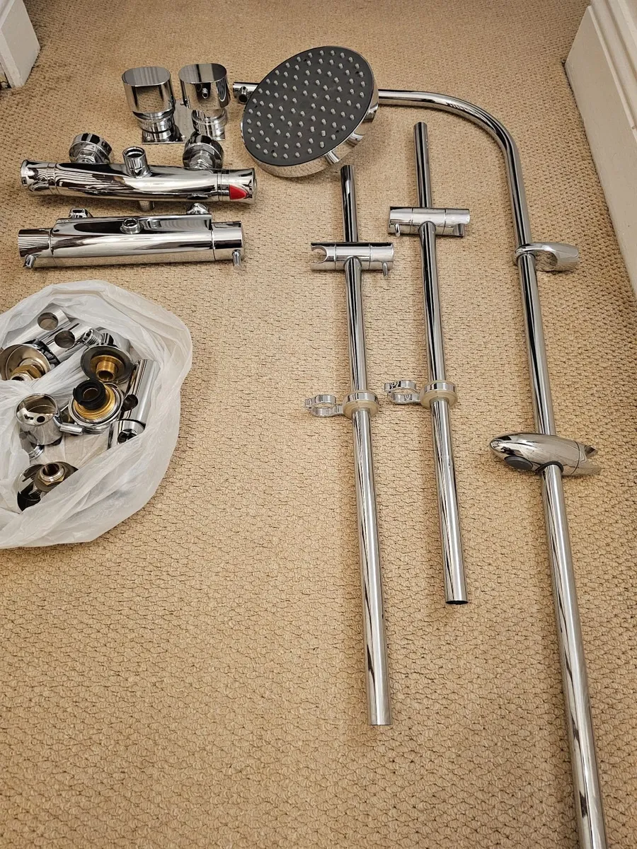 Chrome thermostatic shower mixer Vado - Image 1