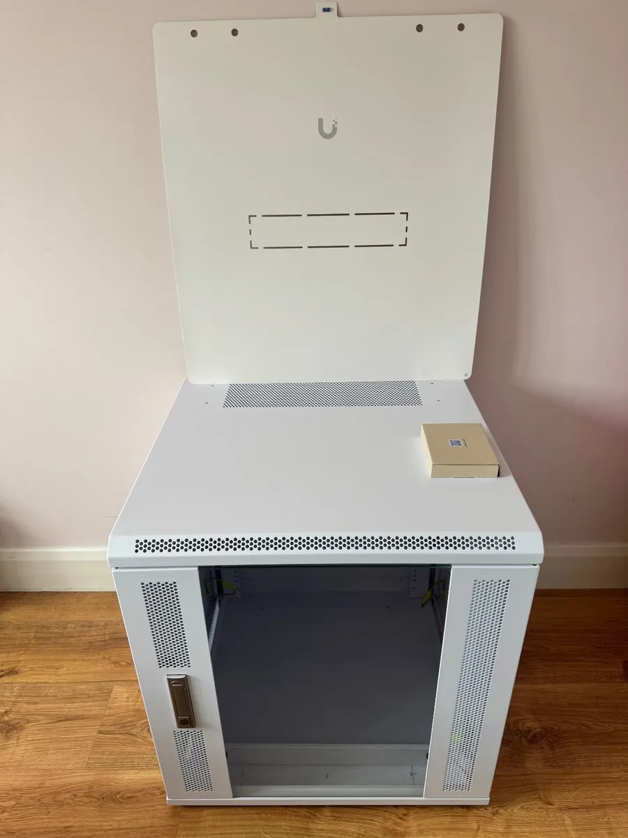 New Unifi 12U Slim Rack Cabinet - Image 1