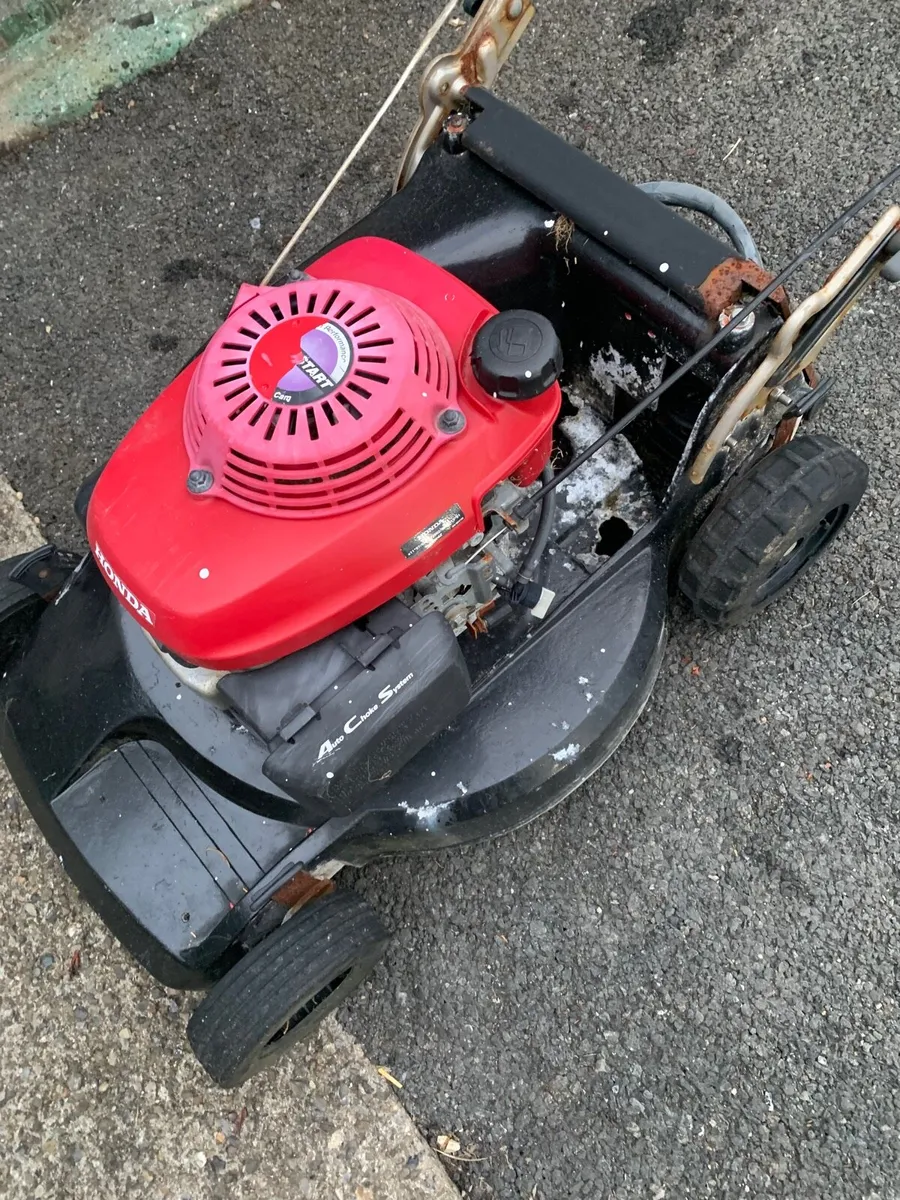 Honda mower - Image 4