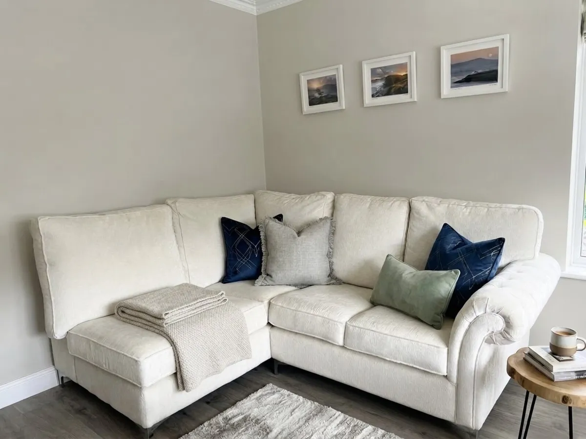Bespoke Cream Sofa Suite - Image 2