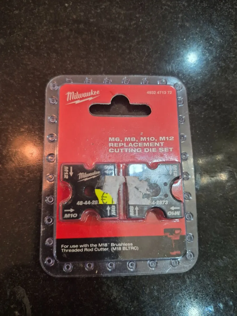 Milwaukee Replacement Cutting Die Set - 4932471372 - Image 2