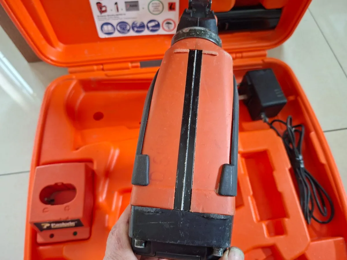 Paslode im65 F16 2nd fix Nail Gun"Fully Serviced" - Image 4