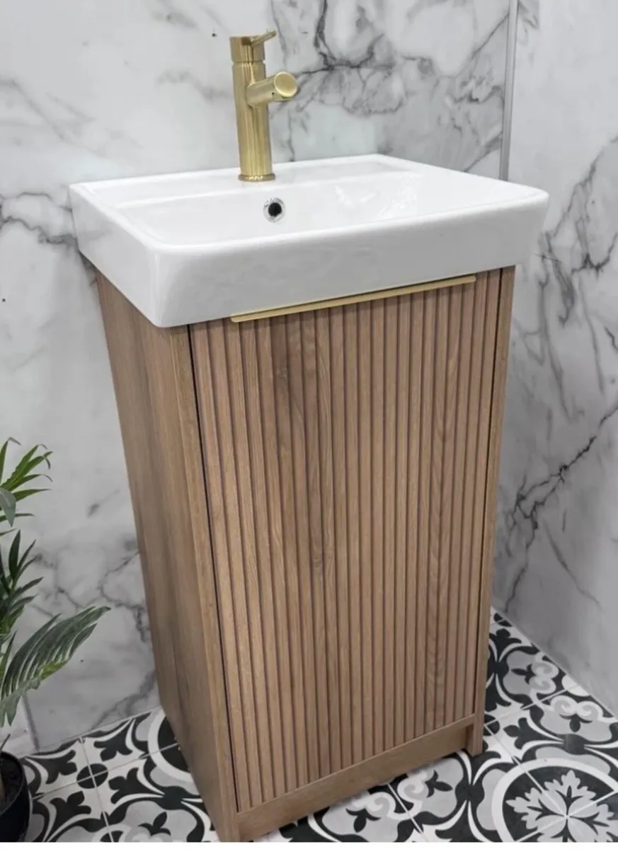 Bathroom Vanity Unit & Sink - Image 1