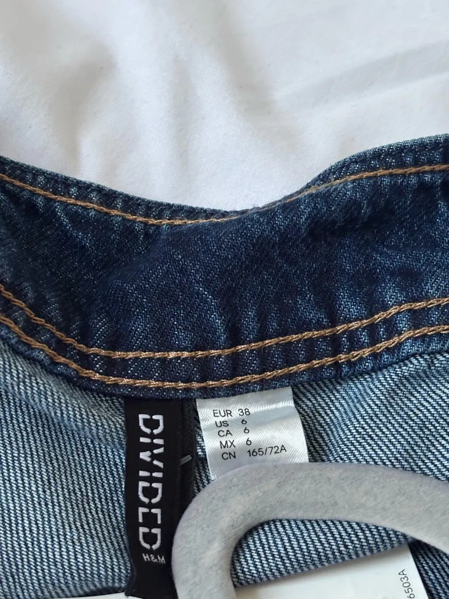 H&M Dark Blue Denim Mini Skirt - Image 3