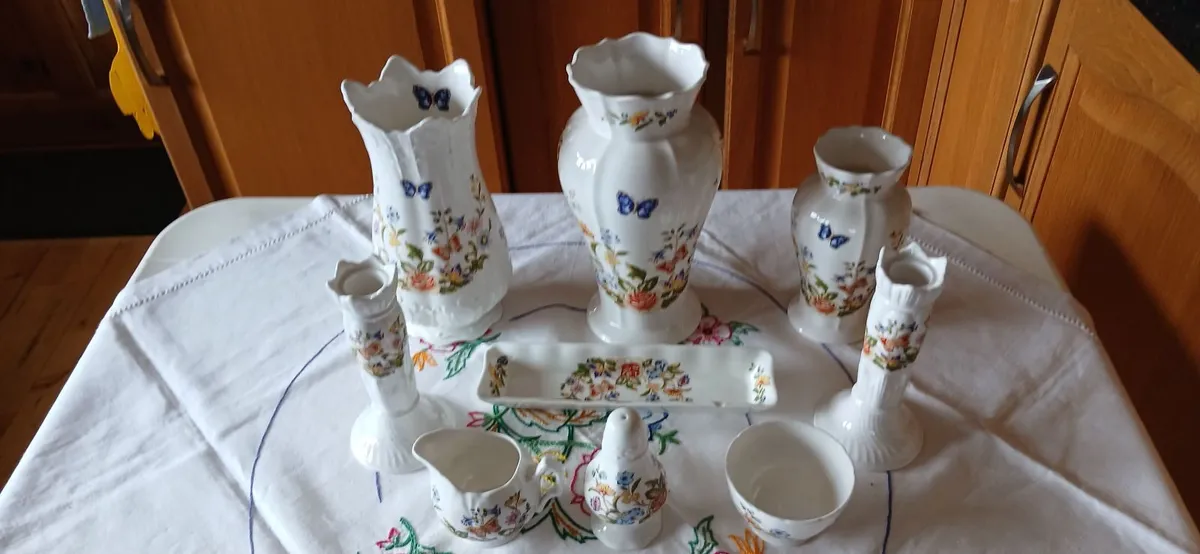 AYNSLEY  COLLECTION - Image 2
