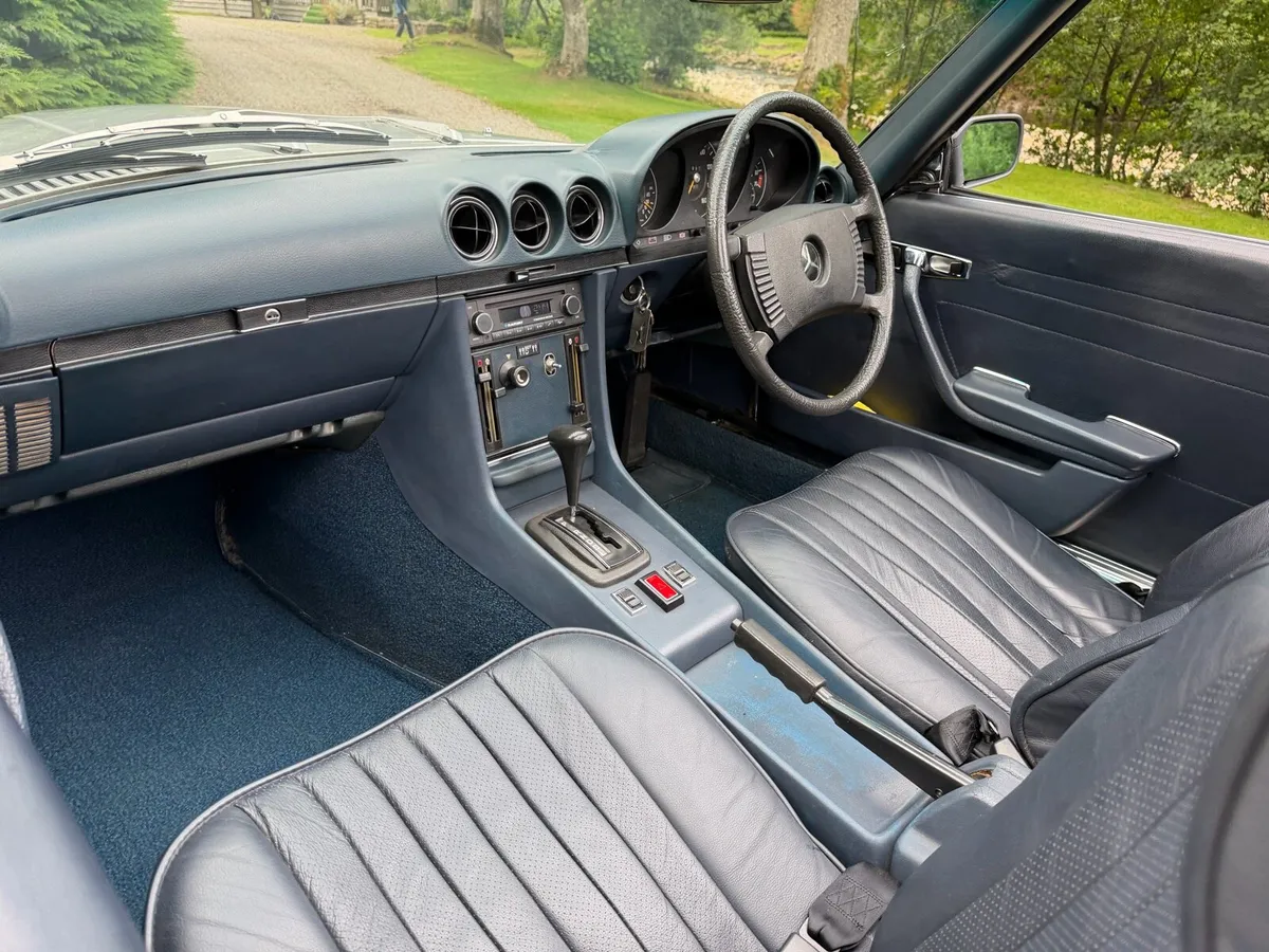 ICONIC MERCEDES BENZ R107 350SL 350 SL V8 - Image 4