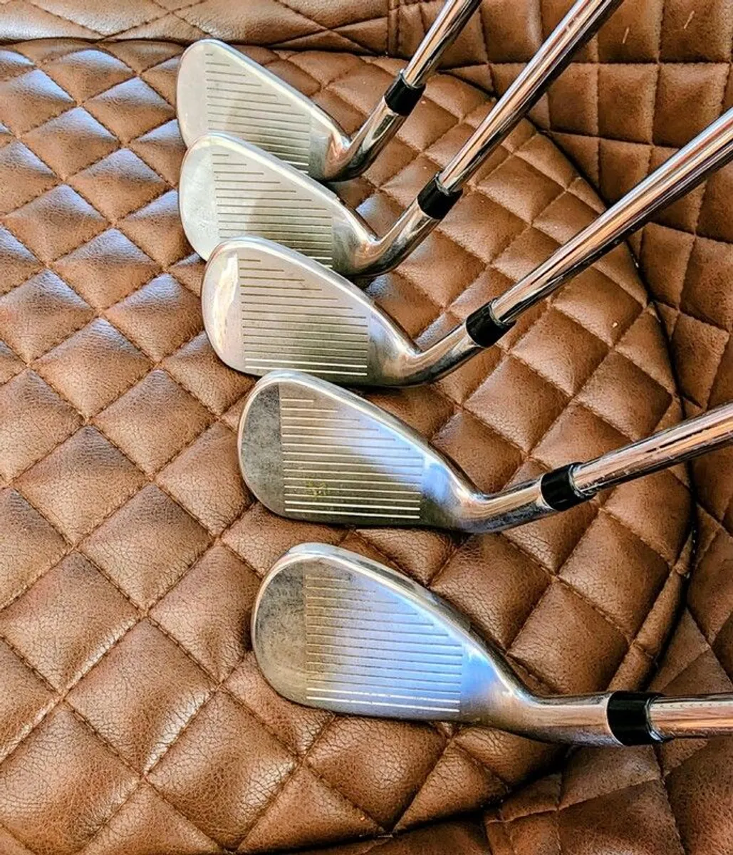 Callaway Rogue CF18 Irons 6-PW | NS Pro 950GH Stiff | Golf Pride CP2 - Image 2
