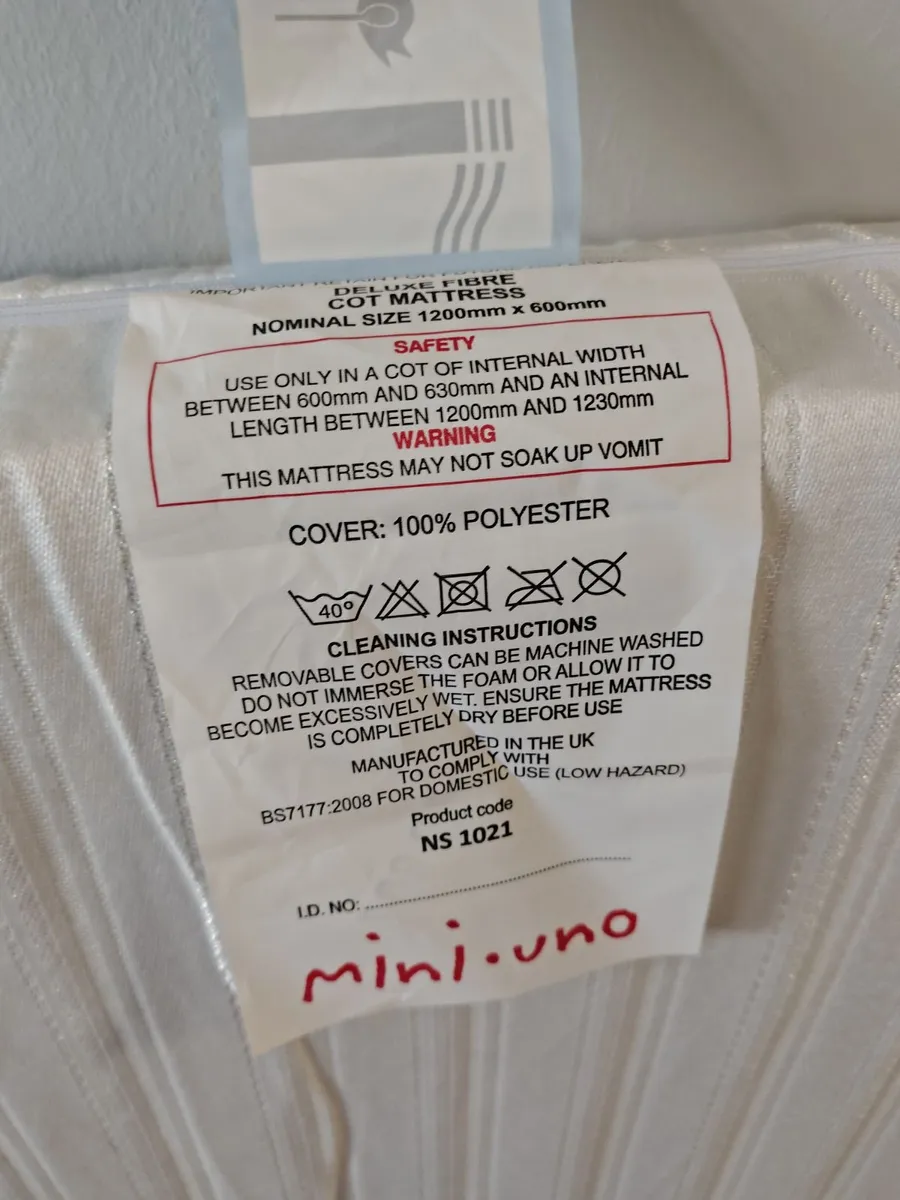 Mini-Uno Deluxe Fibre Cot Mattress (120 x 60 cm) - Image 2