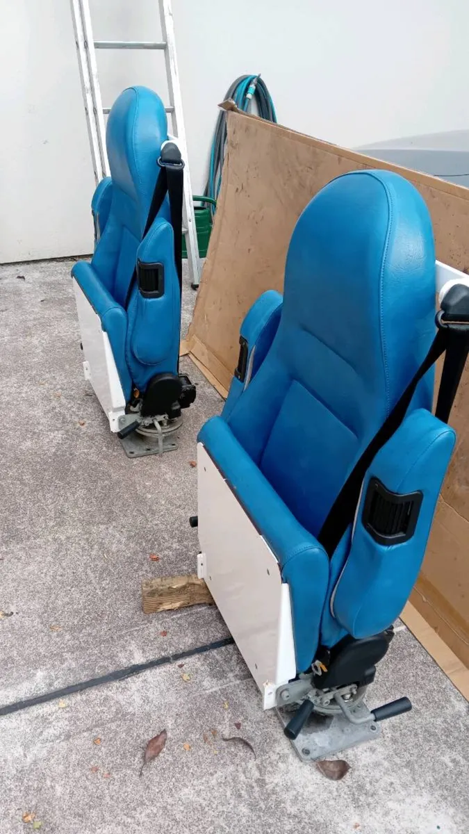 Seats - Image 4