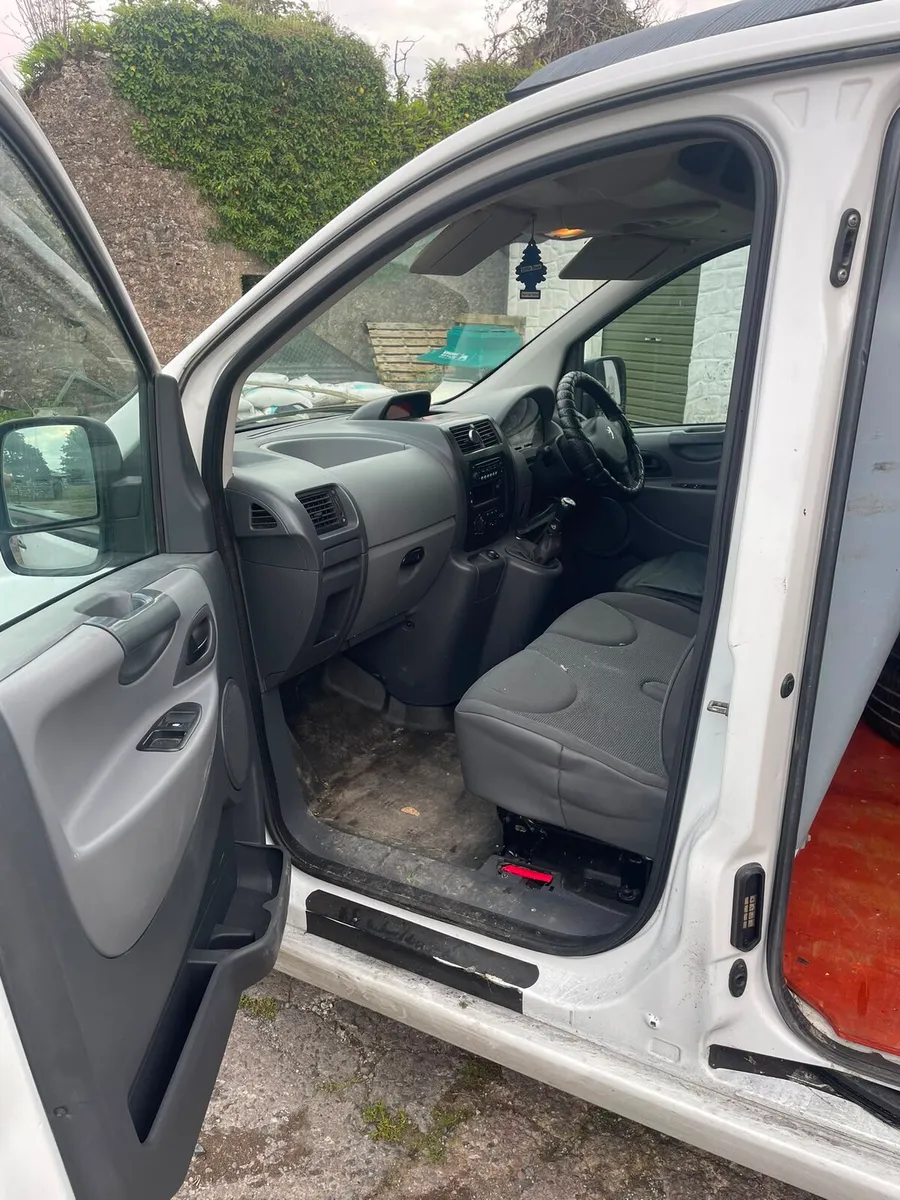 Van for sale - Image 3
