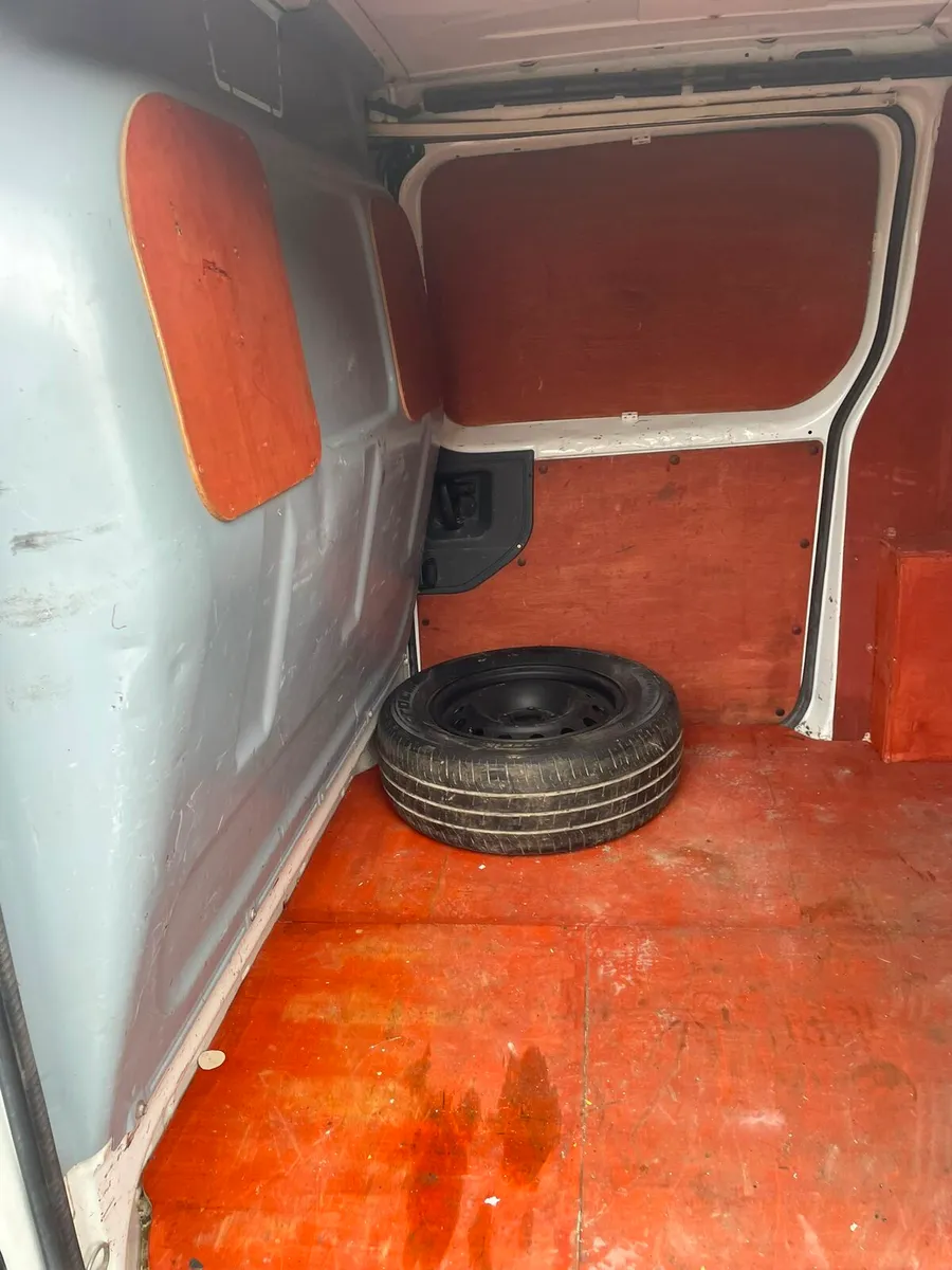 Van for sale - Image 4