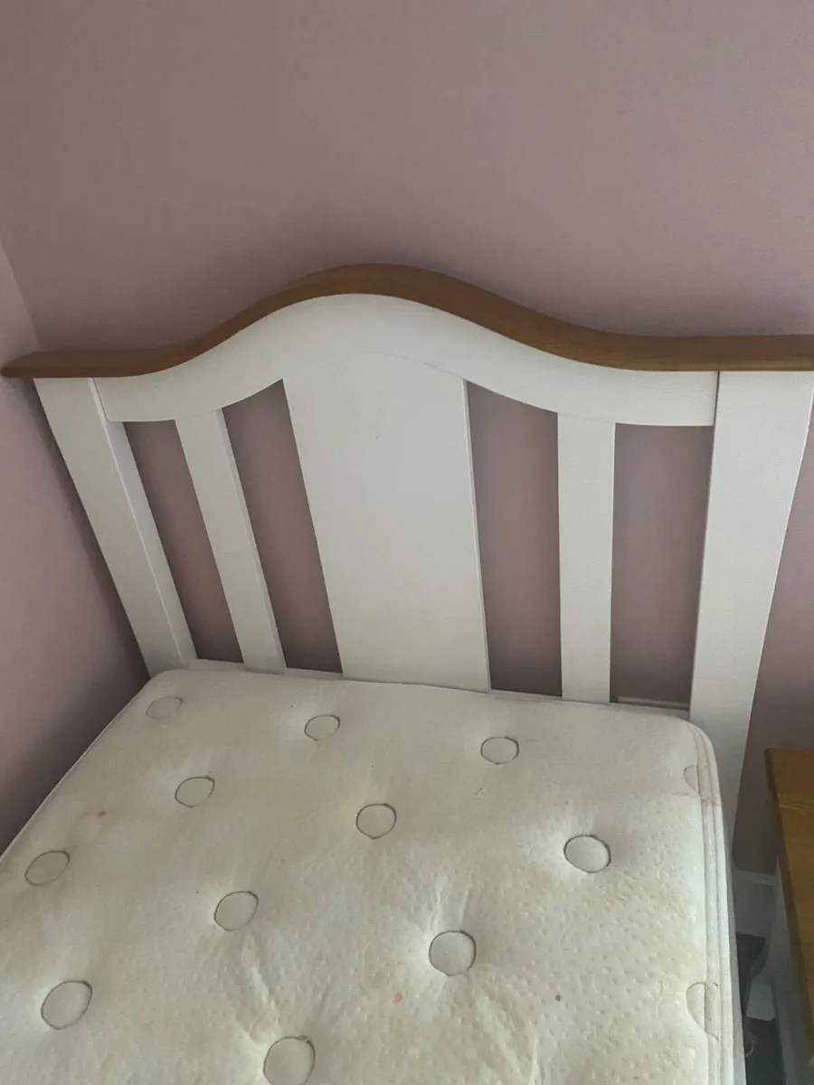 Single Bed and matching bedside locker - Image 1