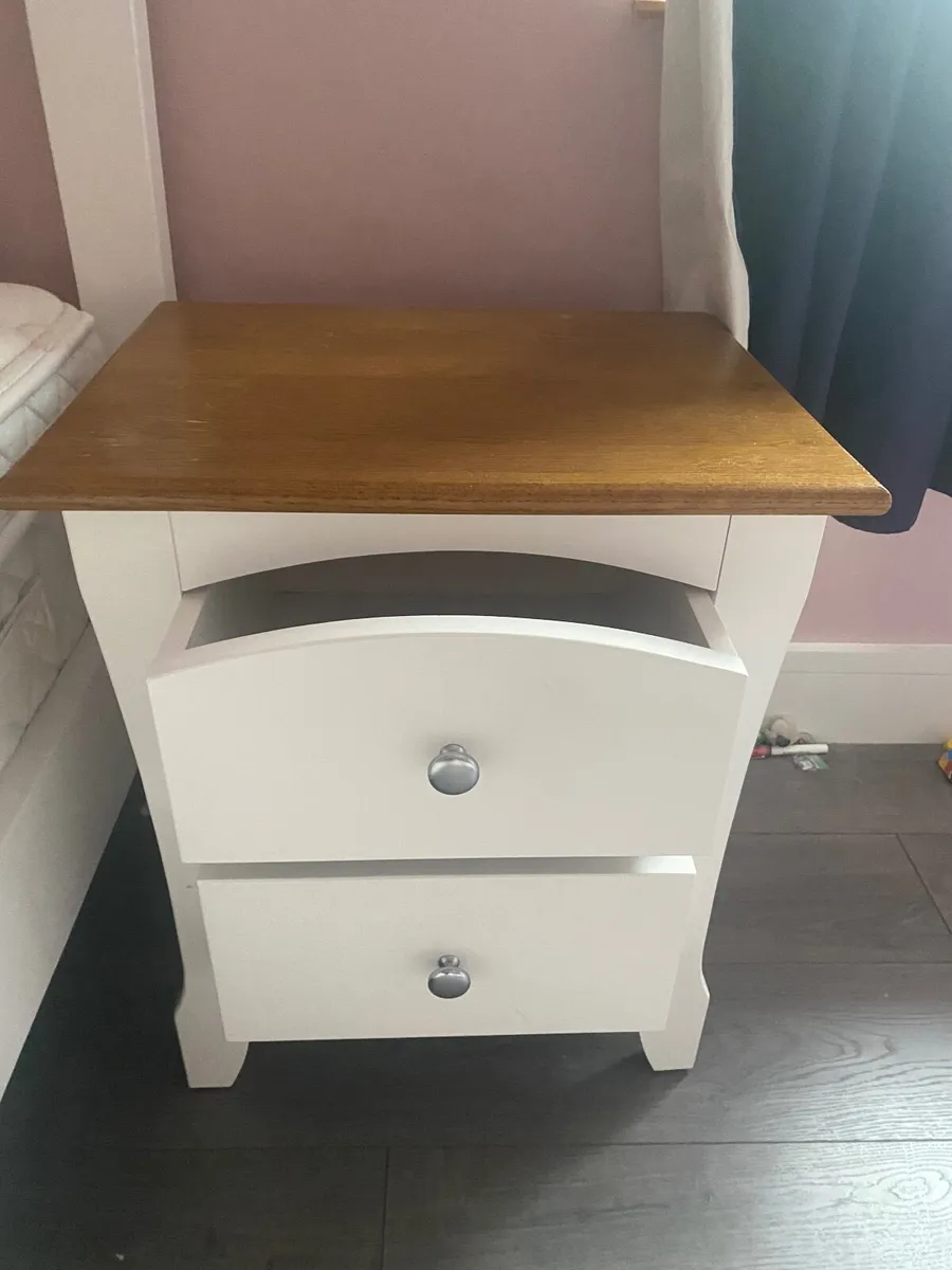 Single Bed and matching bedside locker - Image 2