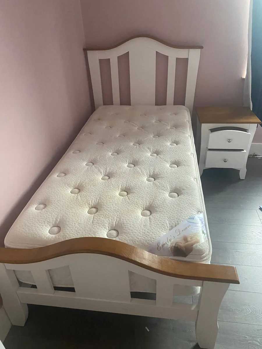 Single Bed and matching bedside locker - Image 3