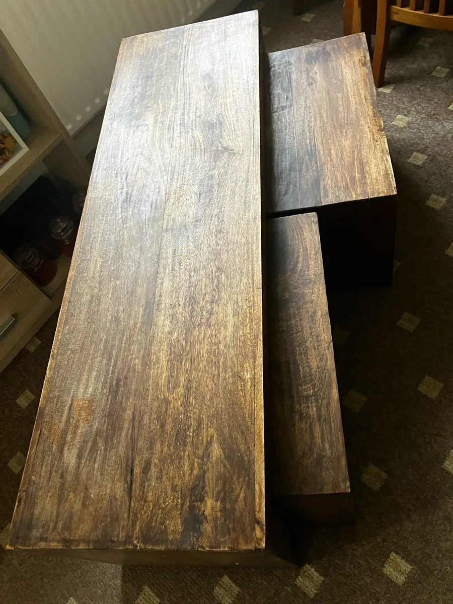 Nested coffee table set - Image 1