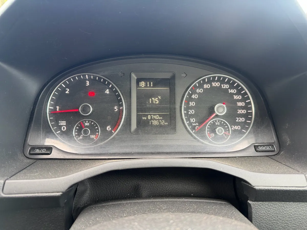 Volkswagen caddy 2.0 litre - Image 2