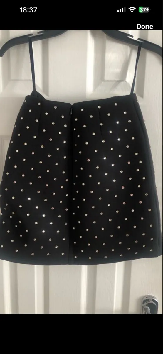 Ladies French connection skirt size 4 €15 - Image 2
