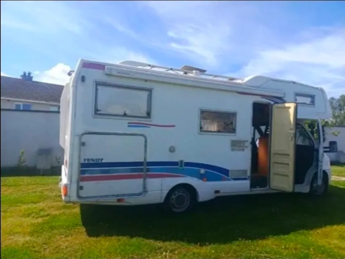 Peugeot Camper 6 Berth - Image 4