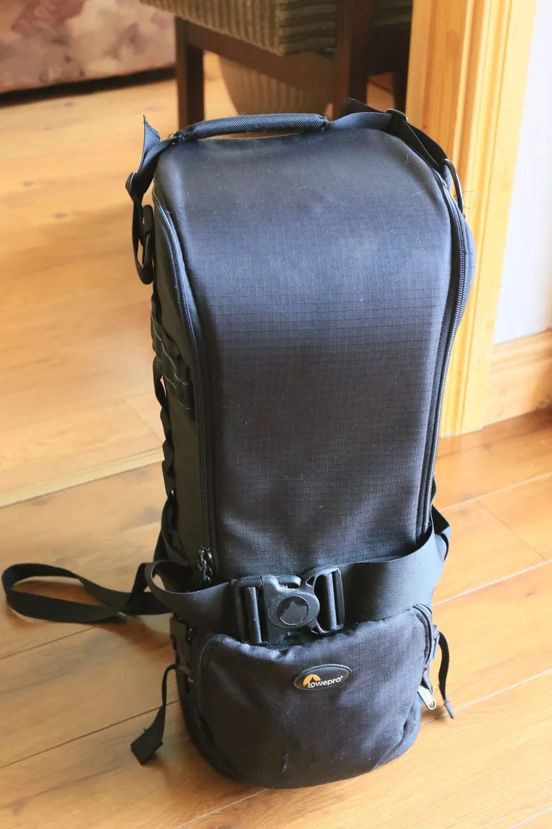 Camera Backpack -Lowepro Lens Trekker 600AW - Image 1