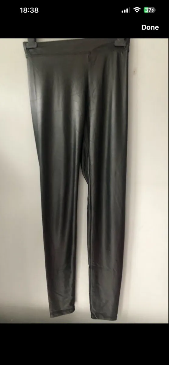 Ladies leggings size S €5 - Image 3