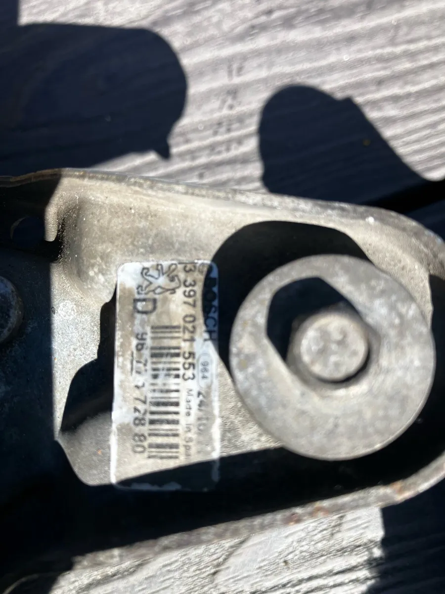 Peugeot / Citroen front wiper motors (matched pair - Image 2