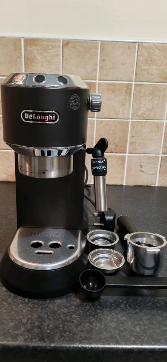 Delonghi dedica espresso machine - Image 1