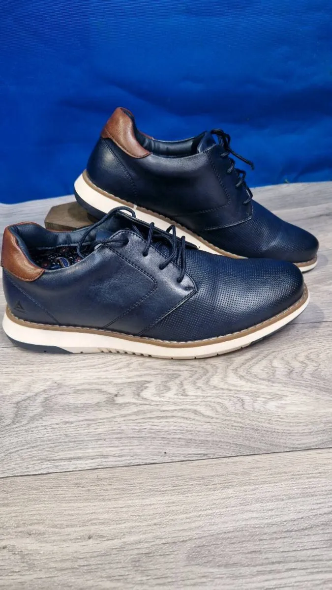 Park & 1st Prospect Navy Marine - Image 1