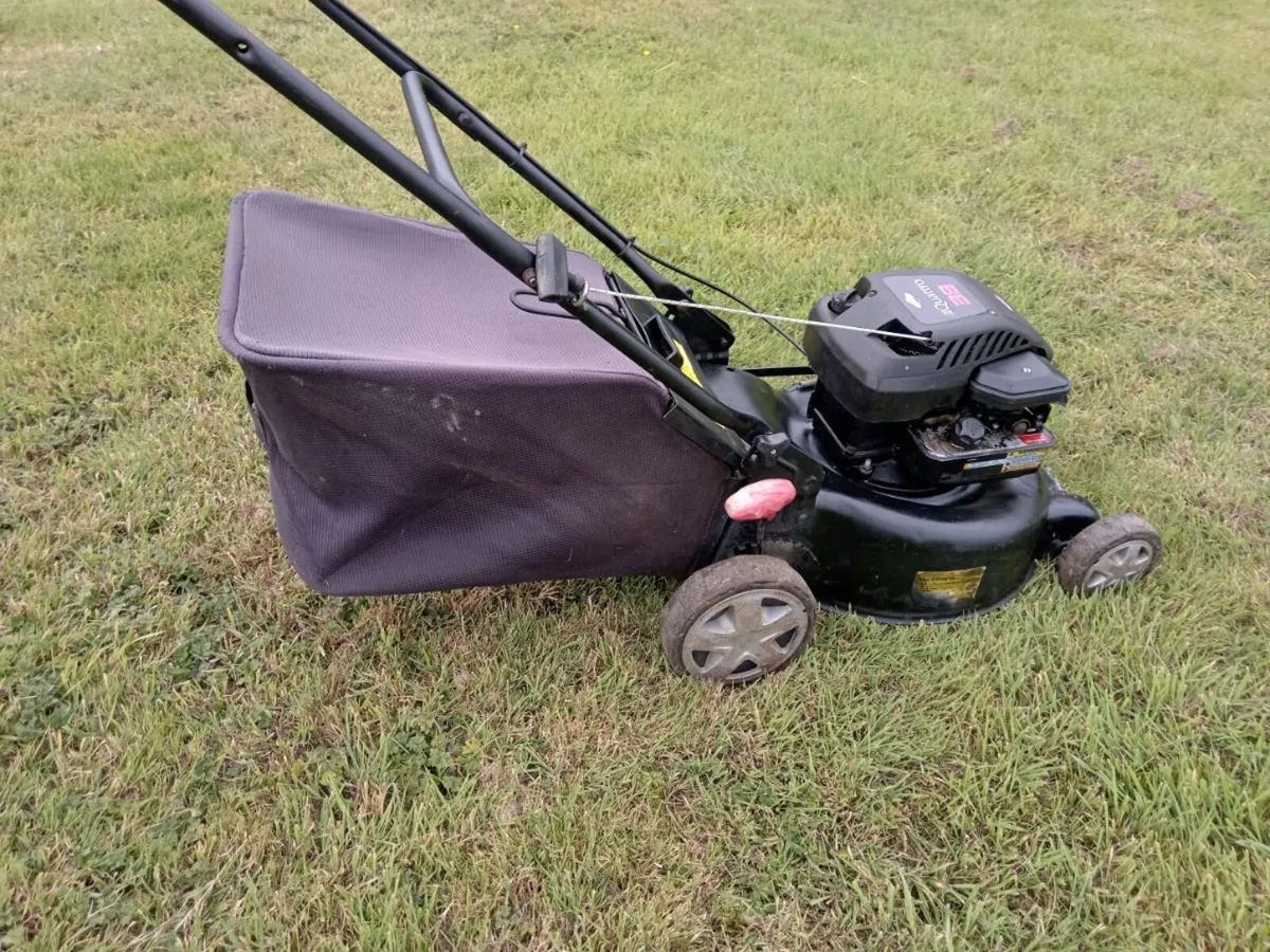 Lawnmowers - Image 3