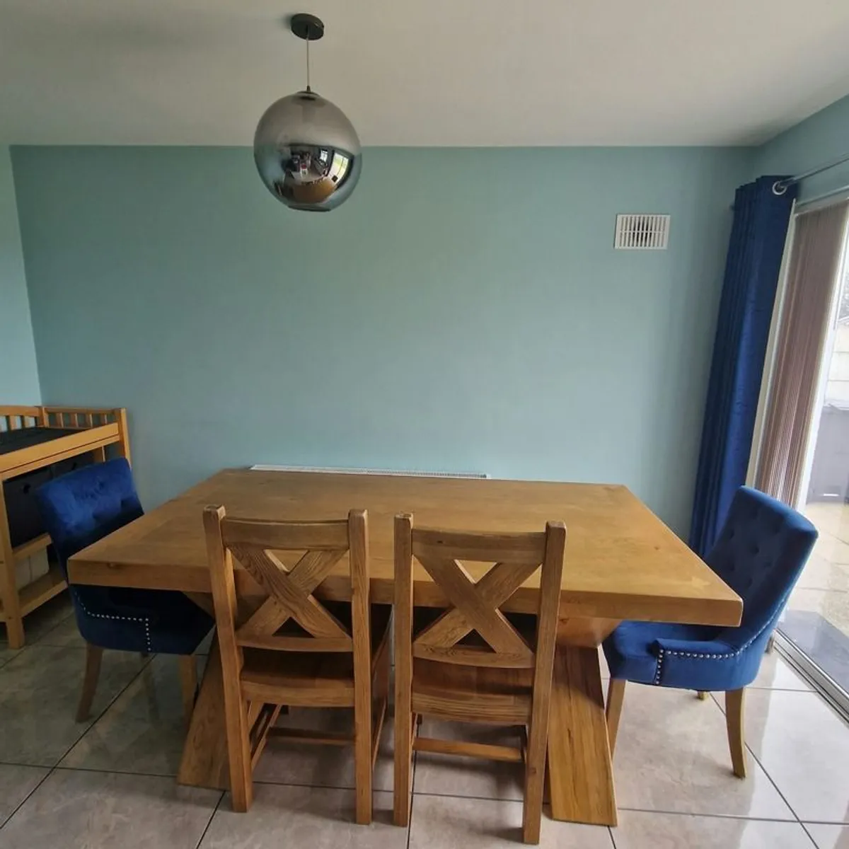 Kitchen Table and Chairs - Image 3