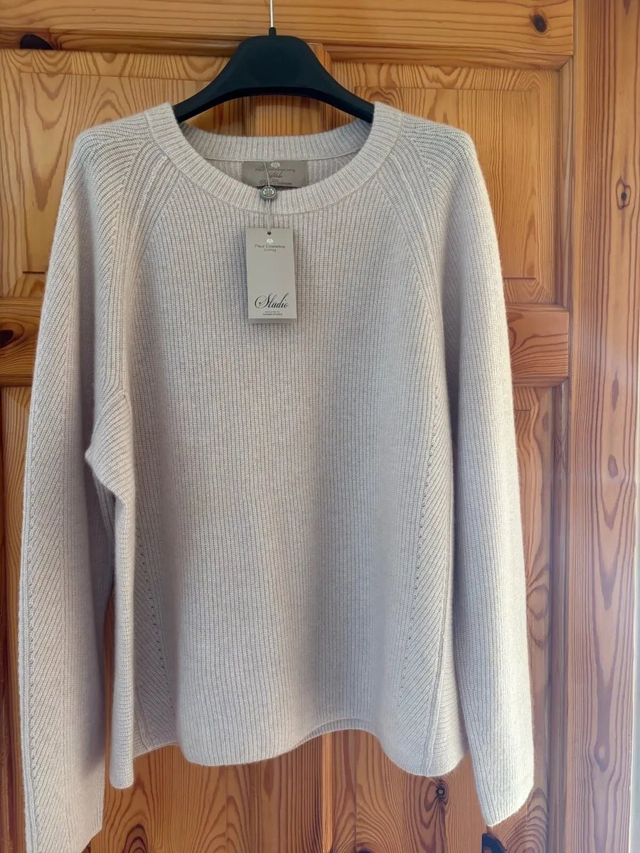 Paul Costelloe jumpers - Image 2