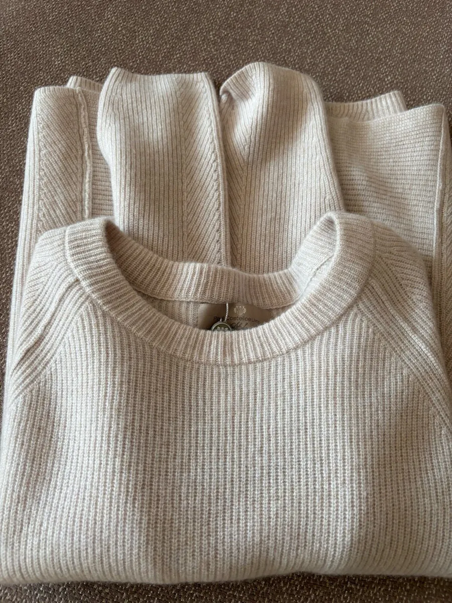 Paul Costelloe jumpers - Image 1