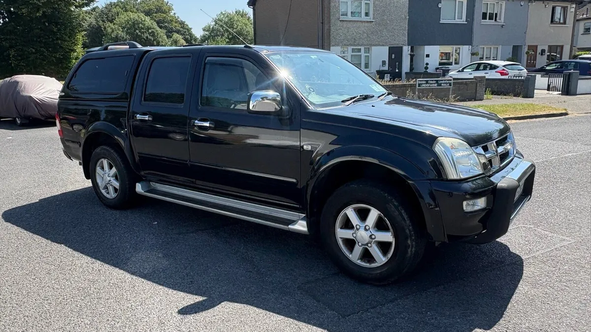 2005 Isuzu Rodeo 3.0 Diesel 4X4 - Image 1