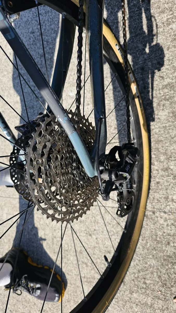 Cube Reaction C:62 Carbon Pro Mountain/Gravel Bike - Image 2