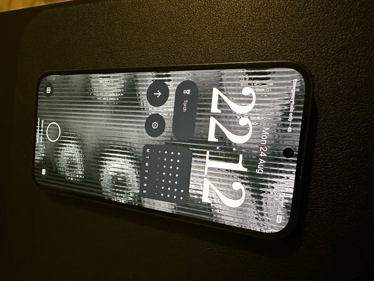 Nothing Phone 2(a) - 128 GB Unlocked - Image 2