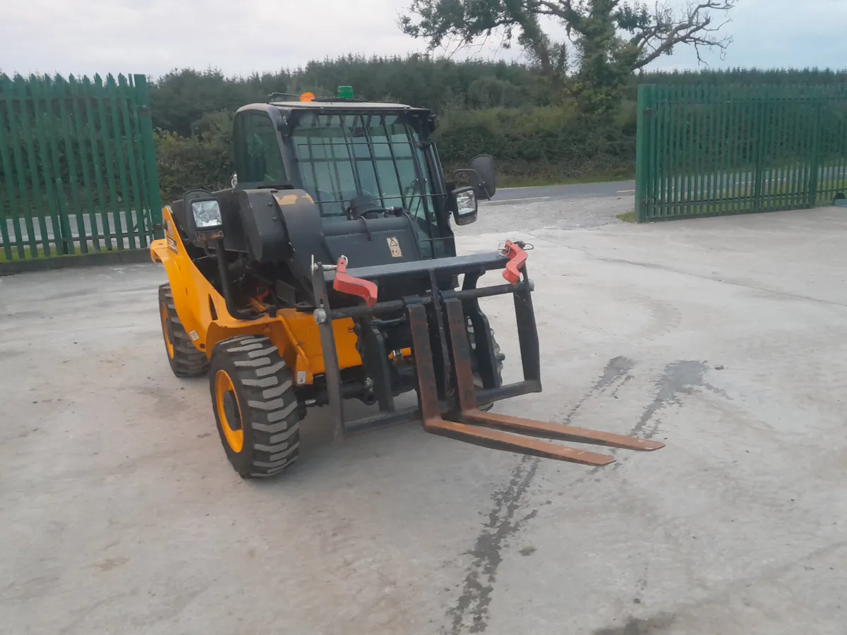 JCB 520-40 2021 (18202) - Image 3