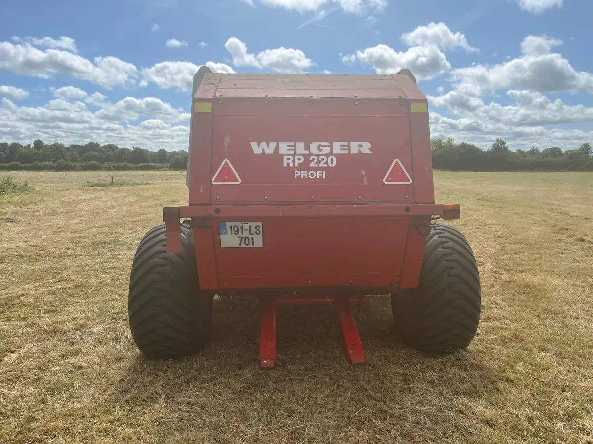 Round Baler - Image 4